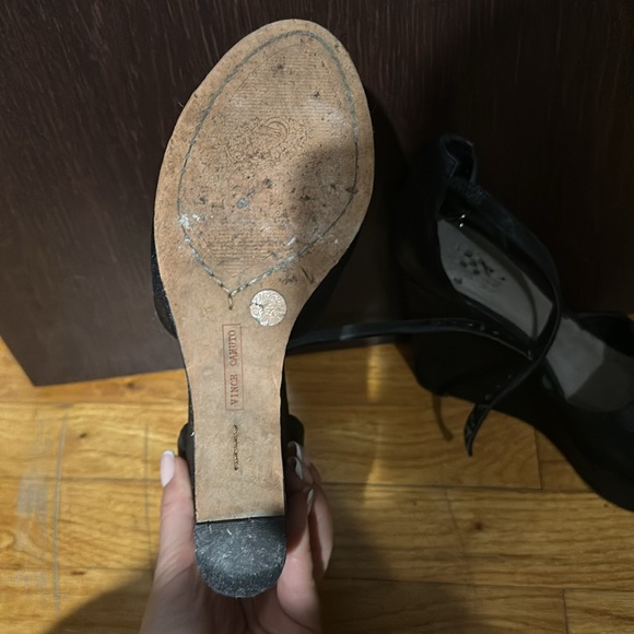 Vince Camuto Wedges - Picture 3 of 3